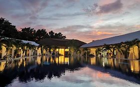 Green Mango Resort